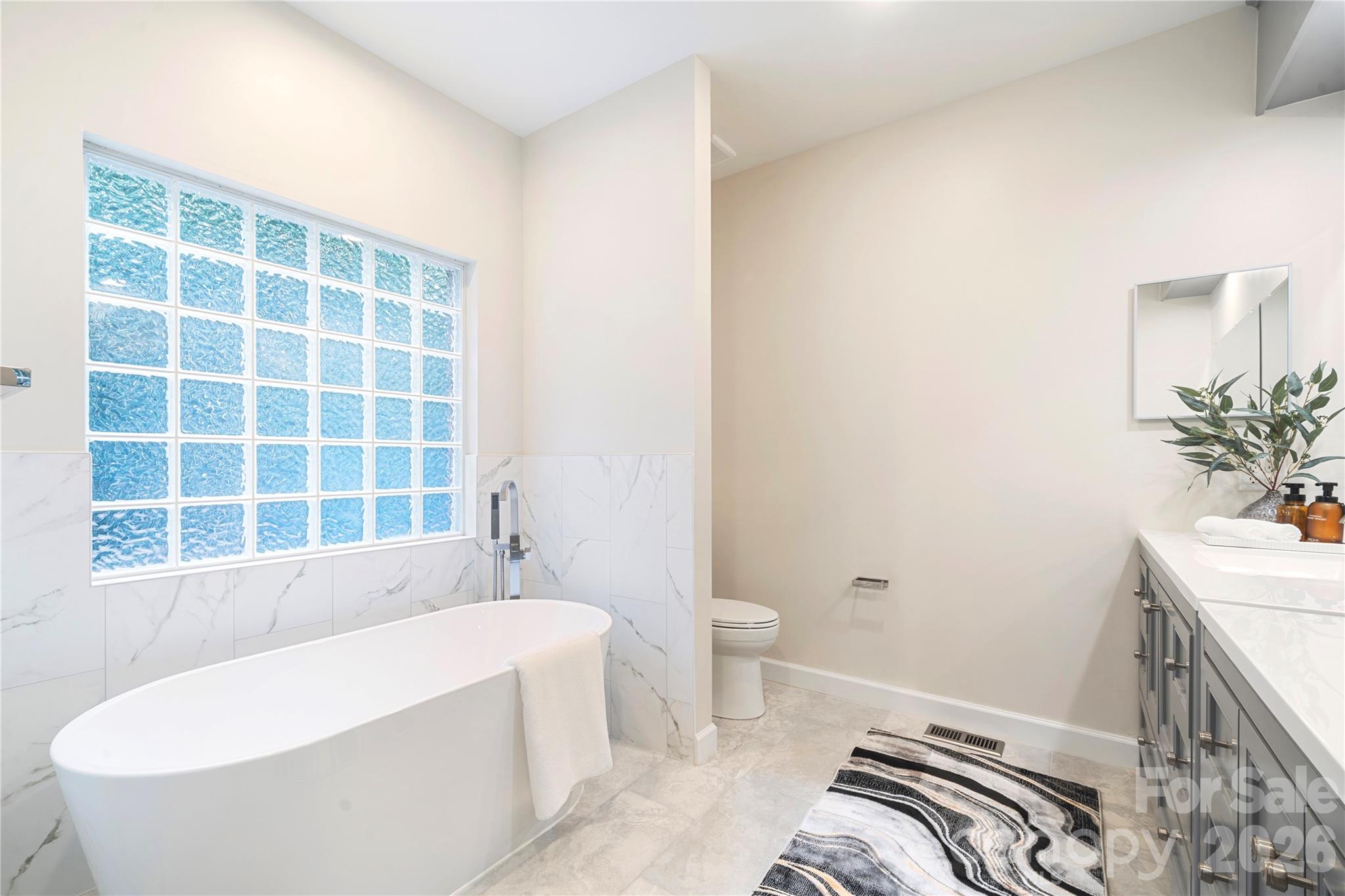 5904 Polk Mountain Drive — Marshville