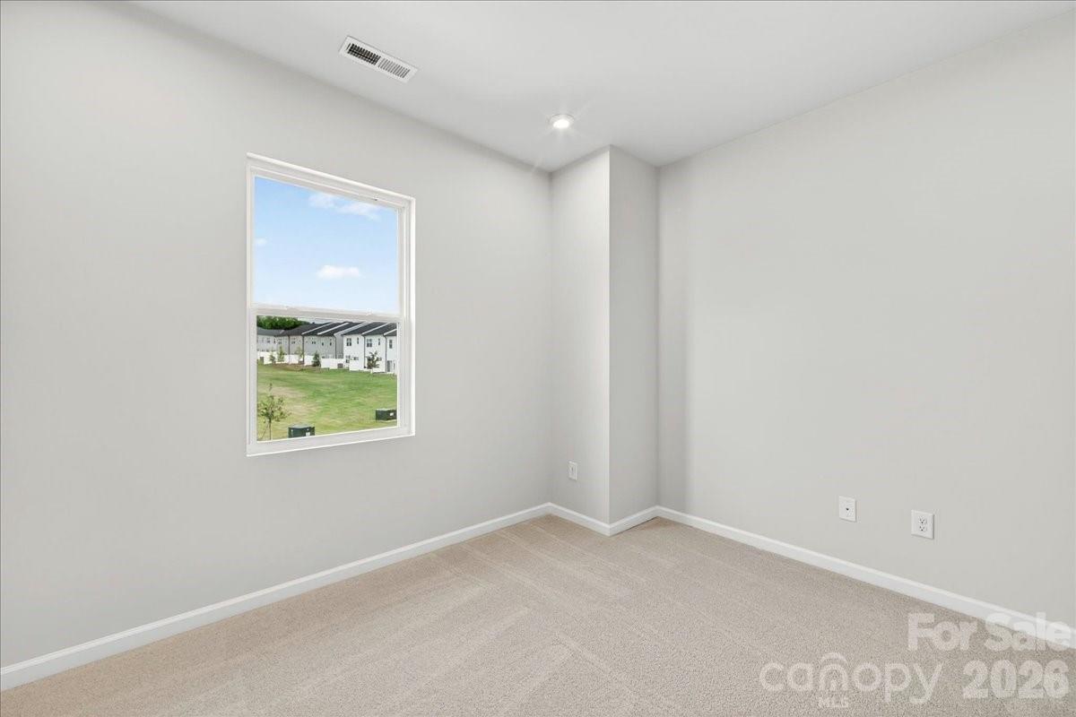 6049 Longar Lane — Charlotte