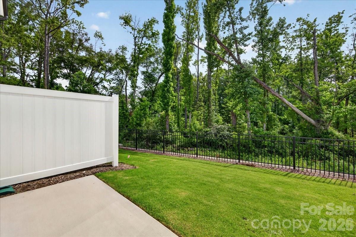 6049 Longar Lane — Charlotte
