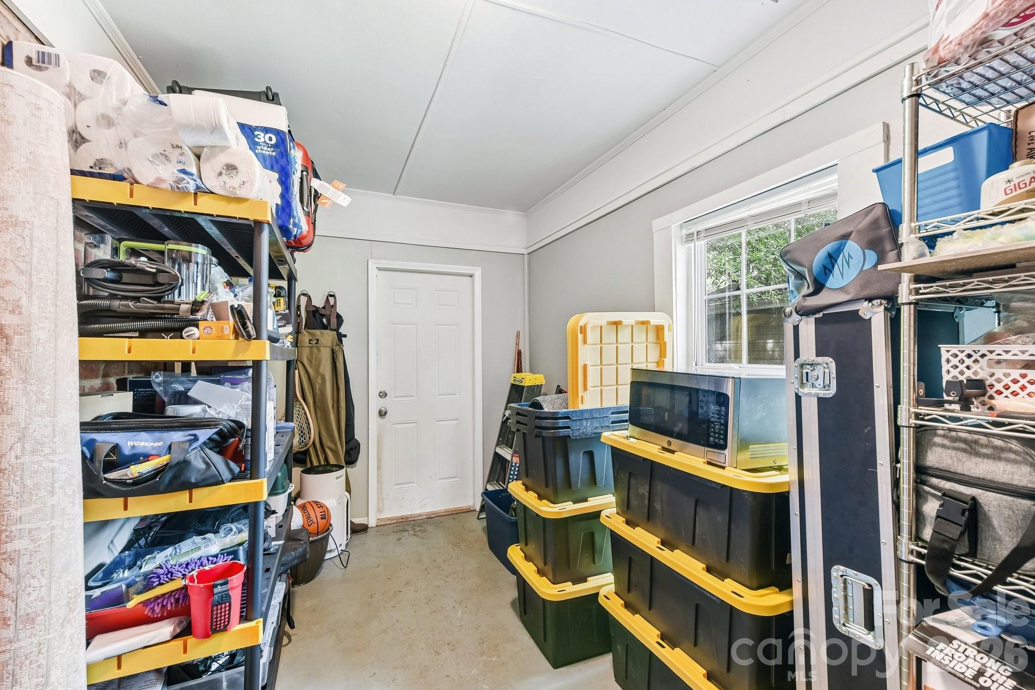 933 Clanton Road — Charlotte
