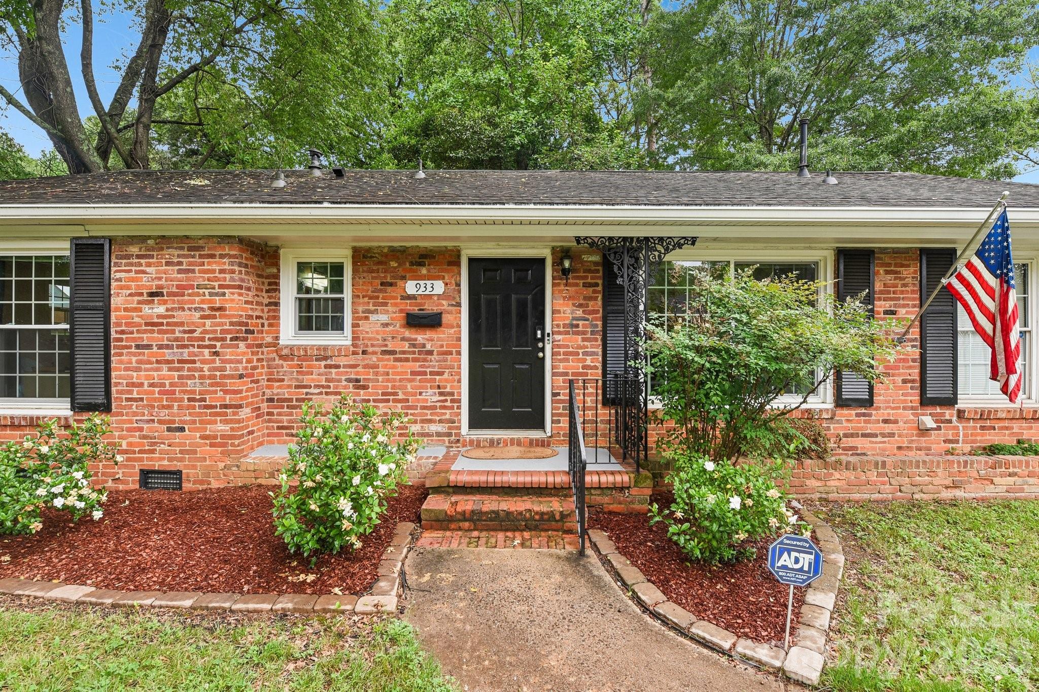 933 Clanton Road — Charlotte
