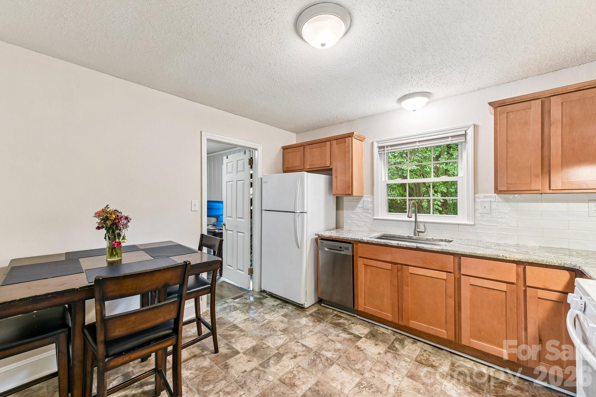 933 Clanton Road — Charlotte