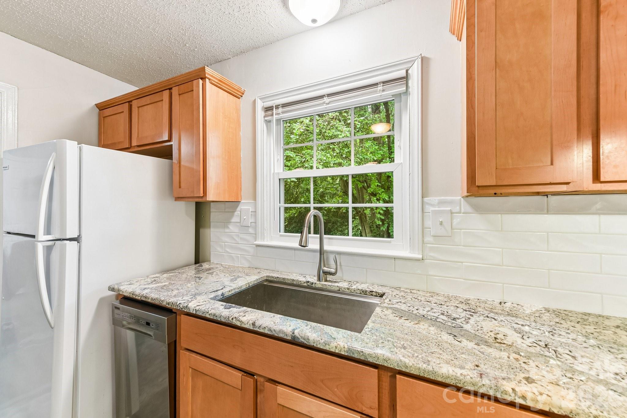 933 Clanton Road — Charlotte