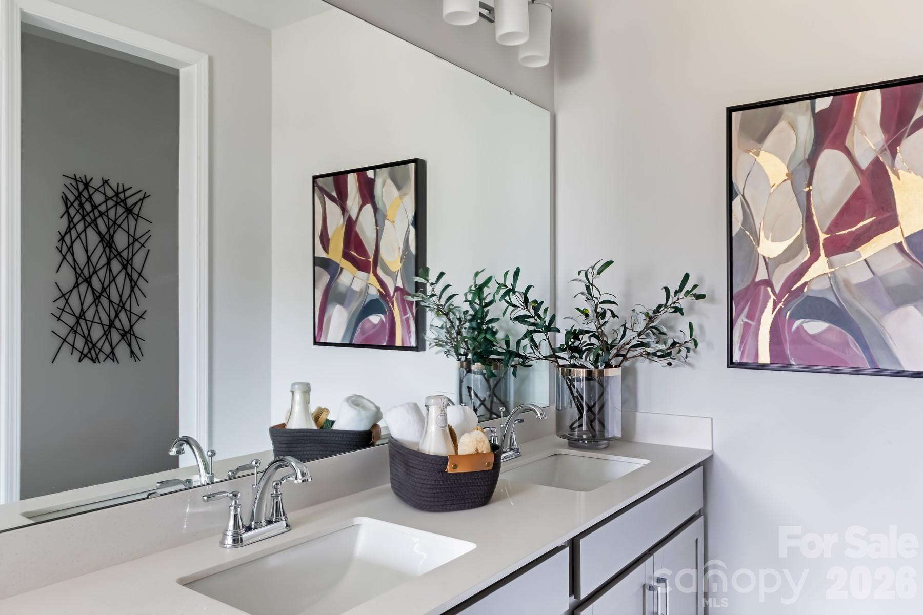 6045 Longar Lane — Charlotte