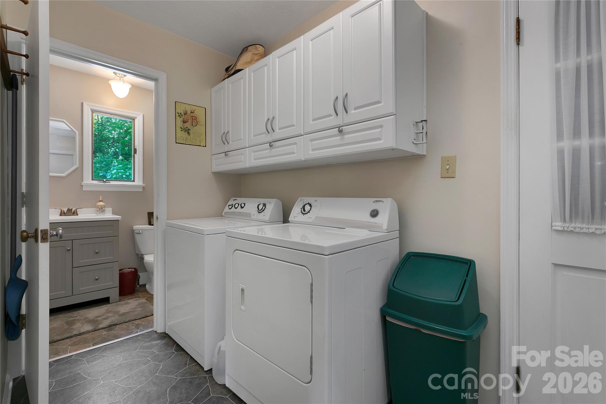 94 Sweetwater Lane — Pisgah Forest