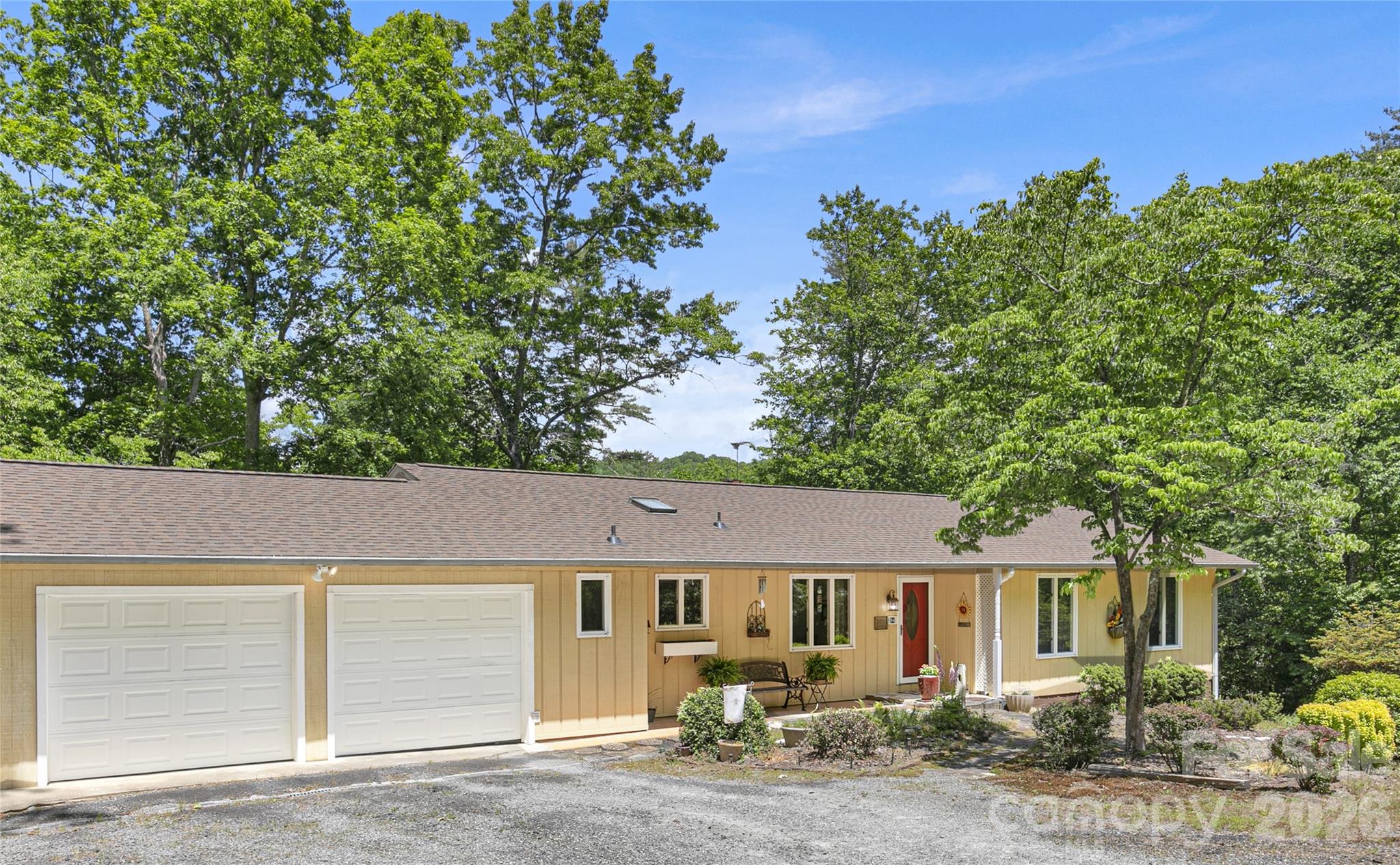 94 Sweetwater Lane — Pisgah Forest