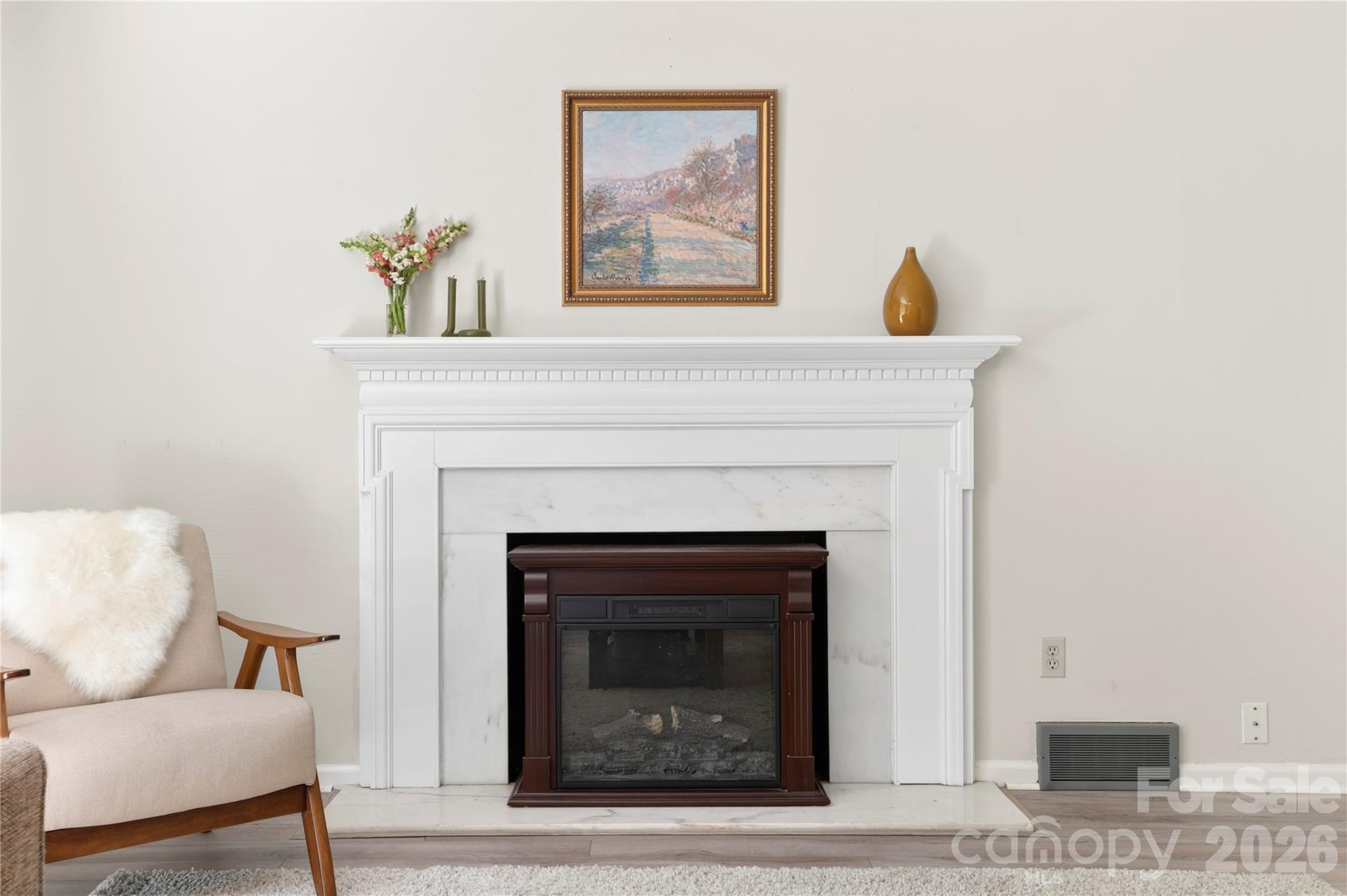 711 Oak Terrace Lane — Hendersonville