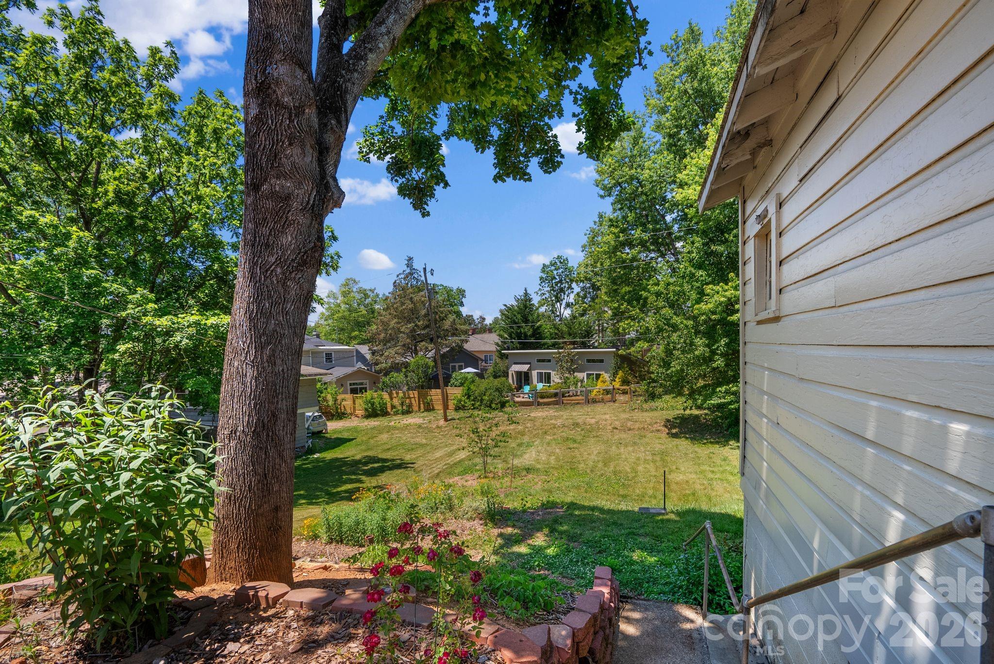 111 Norwood Avenue — Asheville