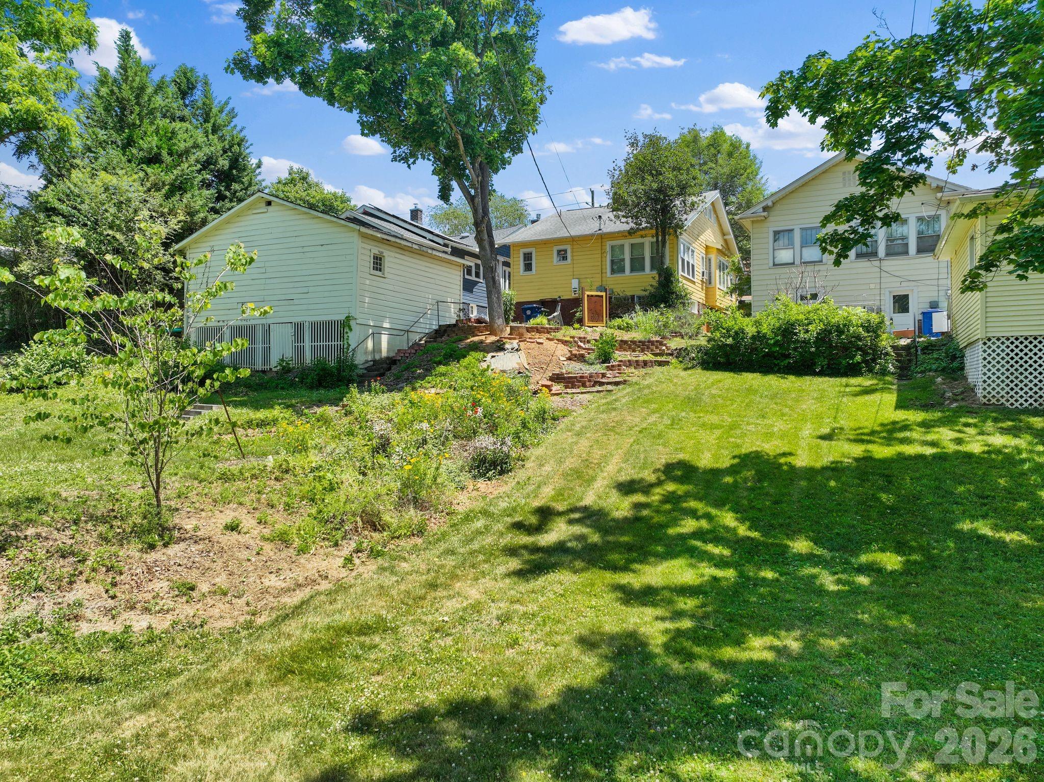 111 Norwood Avenue — Asheville