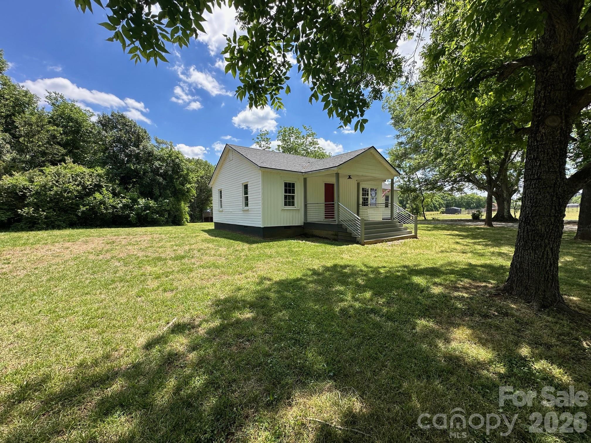 358 N Green River Road — Gaffney