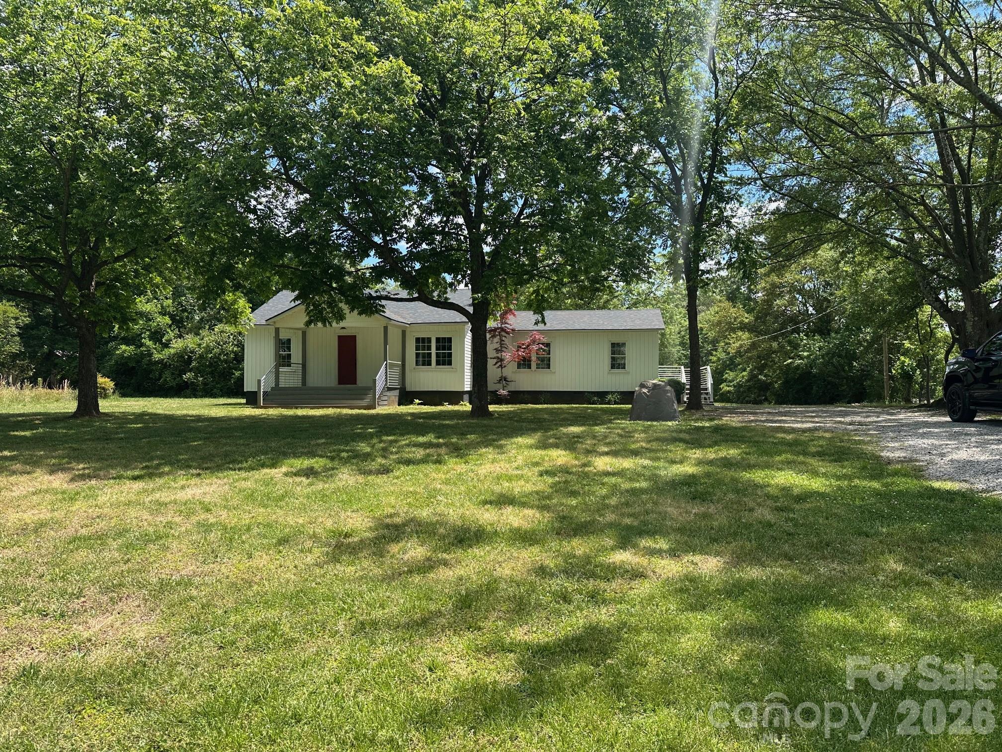 358 N Green River Road — Gaffney