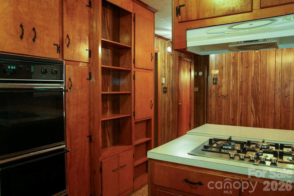 905 S 10th Street — Bessemer City