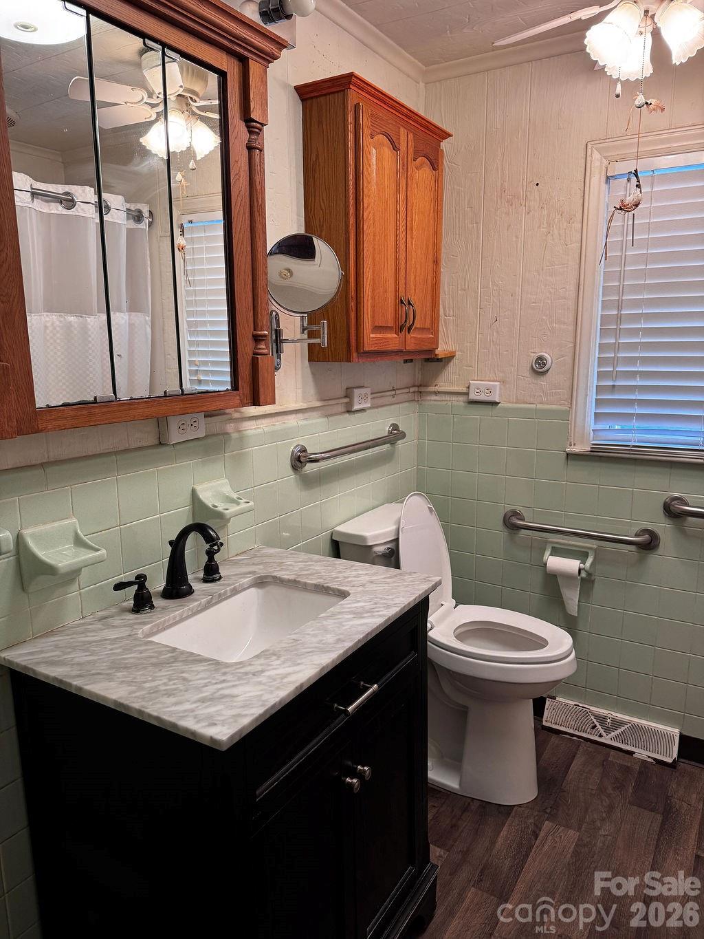 905 S 10th Street — Bessemer City