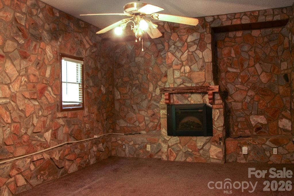 905 S 10th Street — Bessemer City