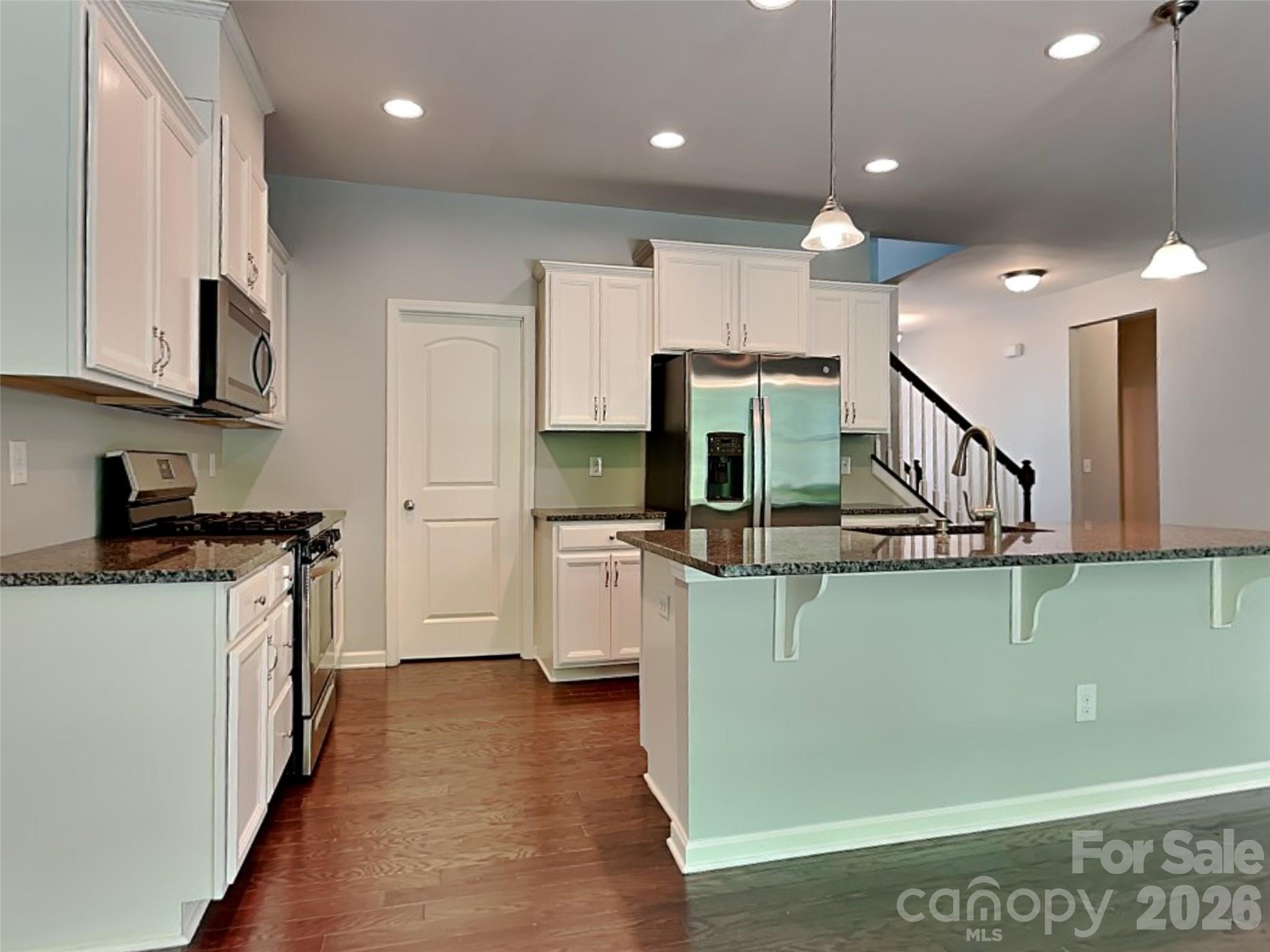 9425 Hartington Place — Charlotte