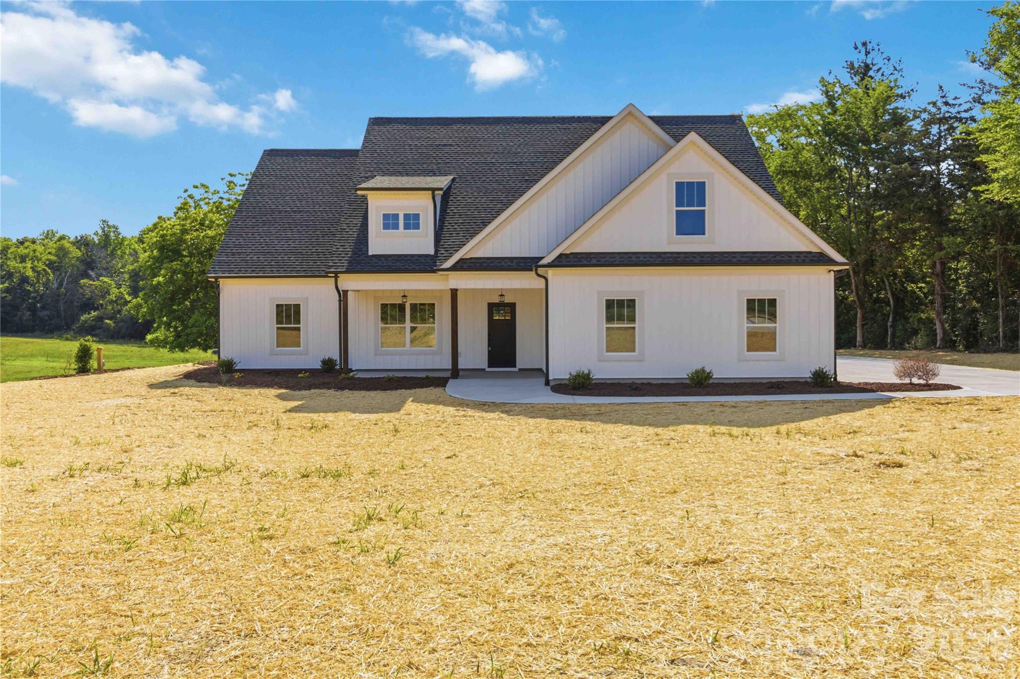 352 Adams Road — Clover