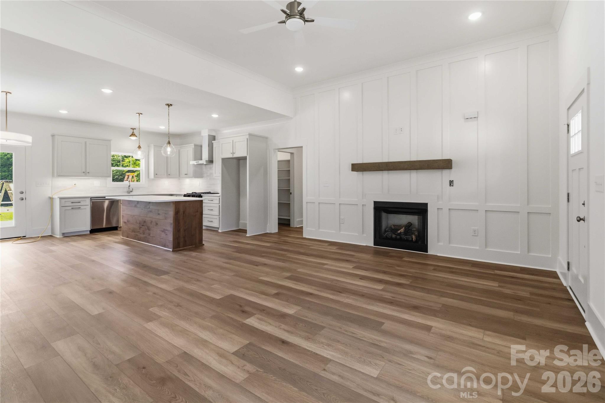 352 Adams Road — Clover