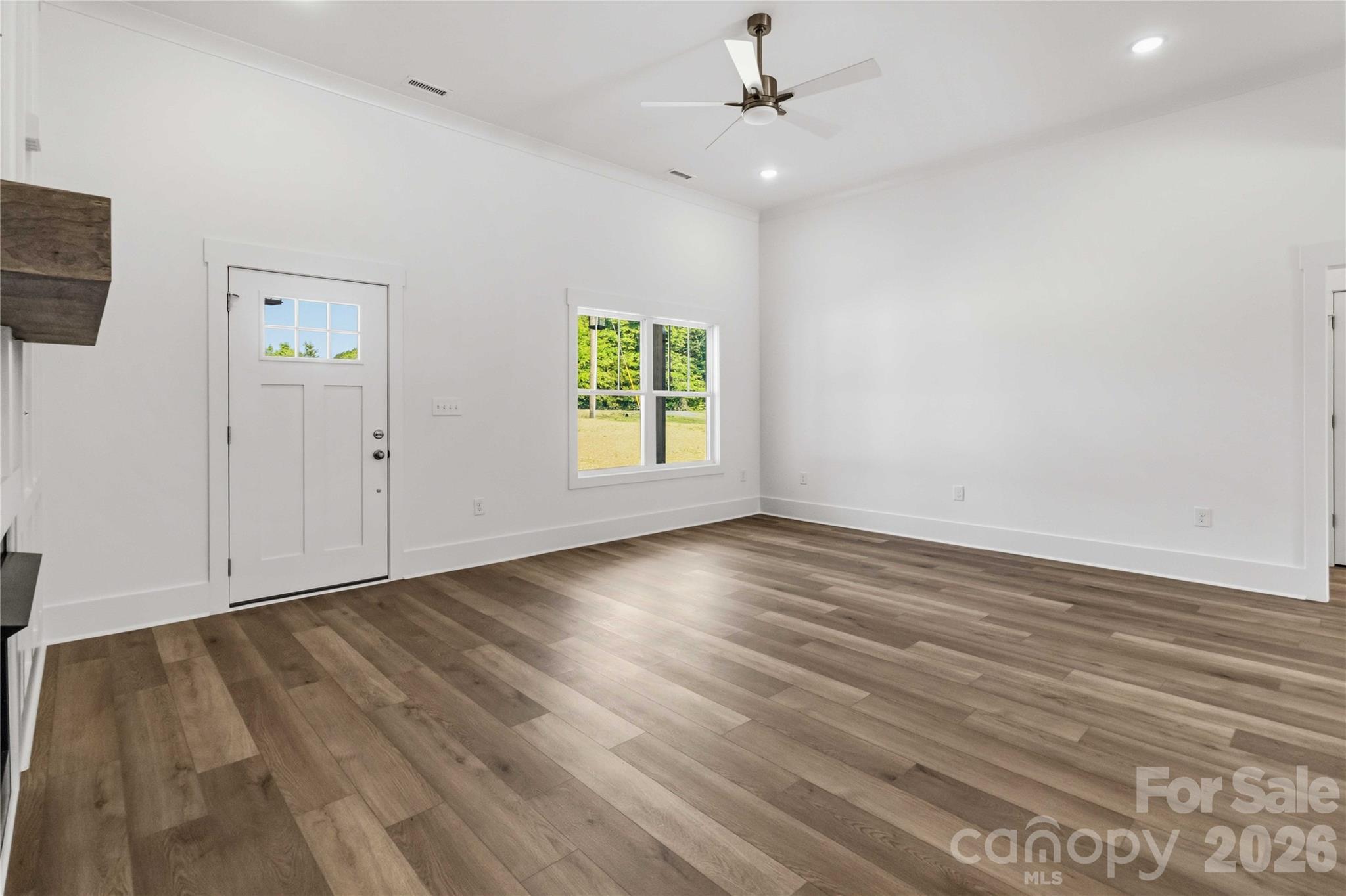 352 Adams Road — Clover