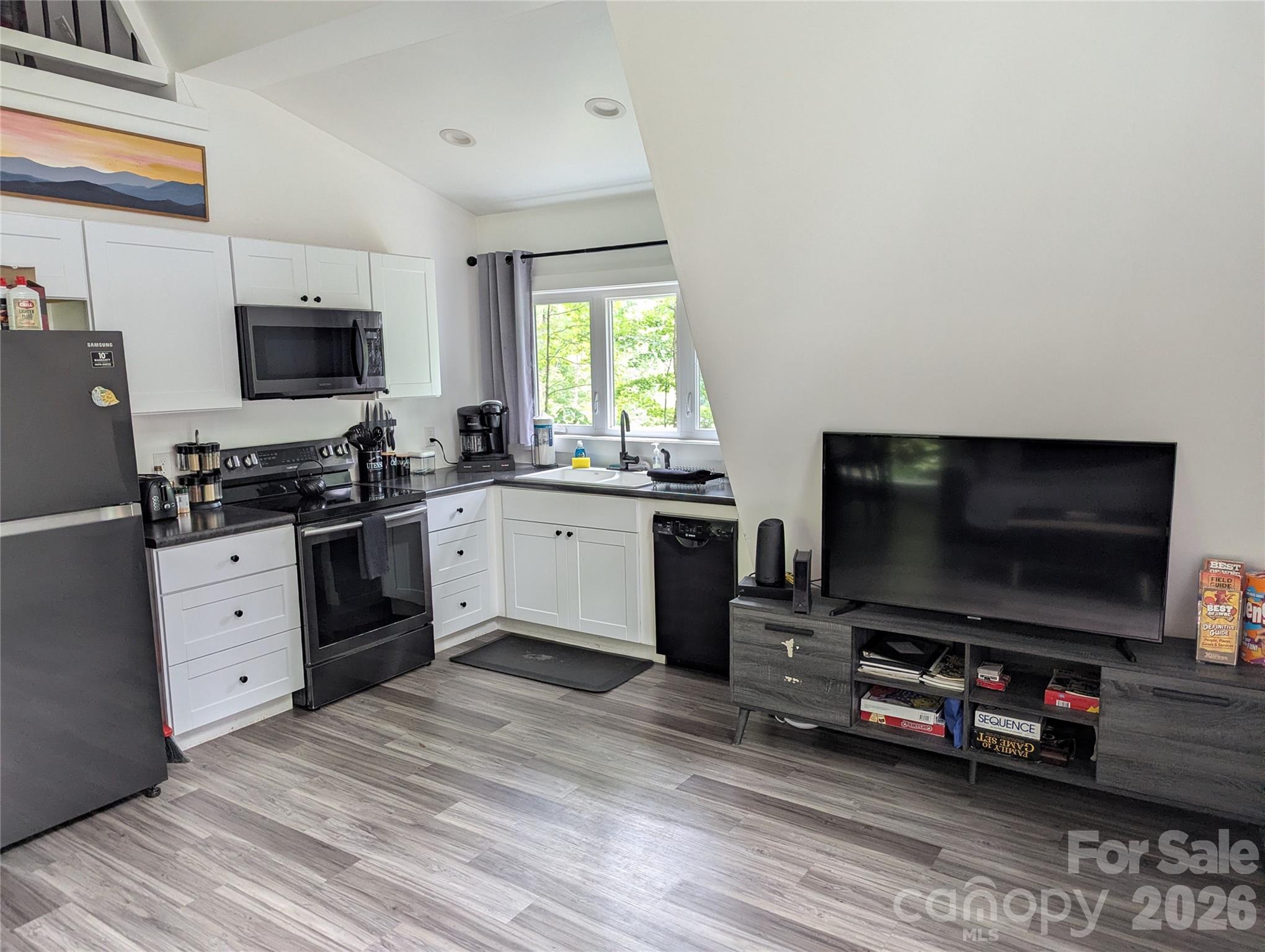 87 Hershel Lane — Swannanoa