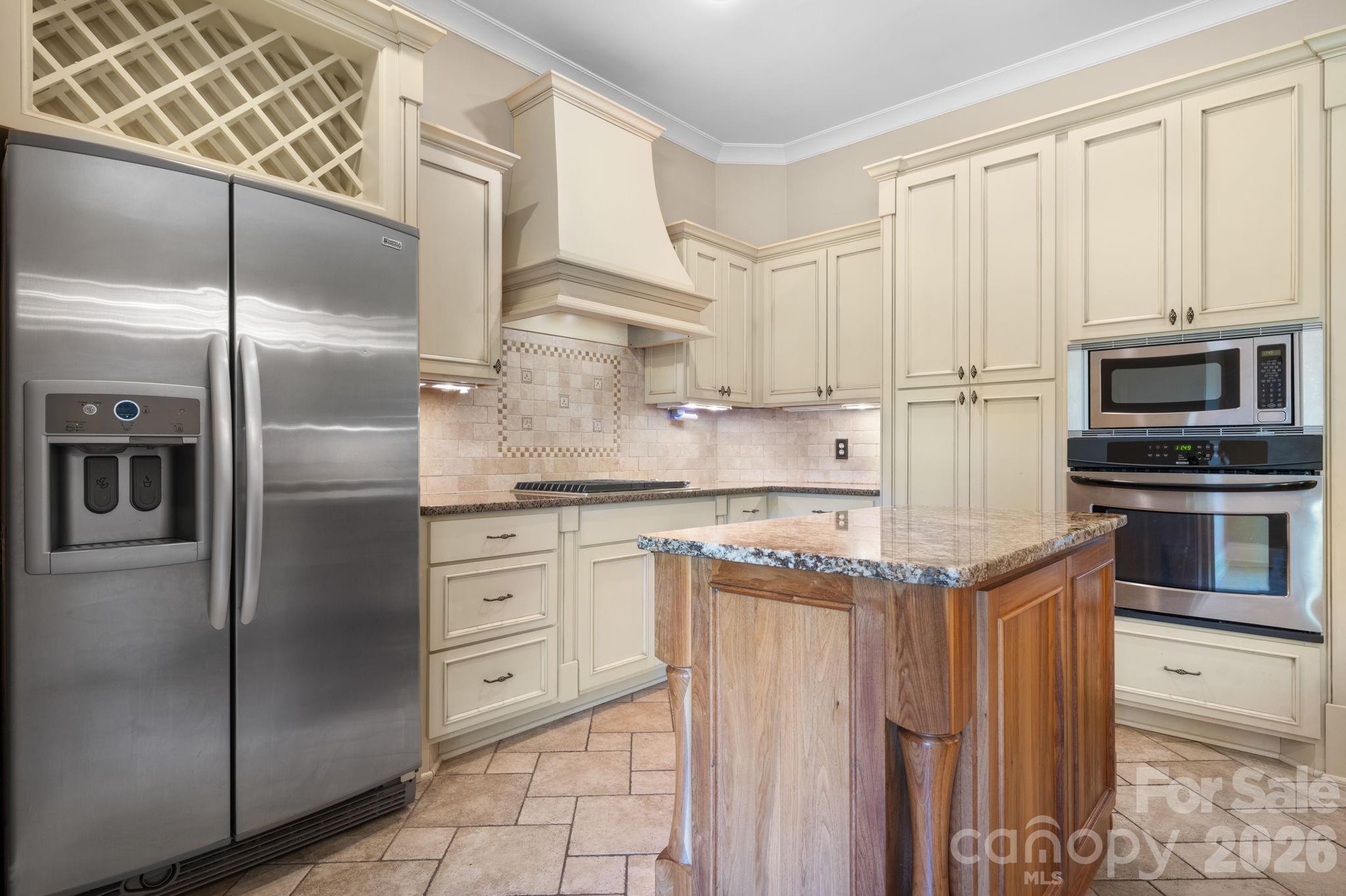 1055 Catawba Greens Drive — Newton