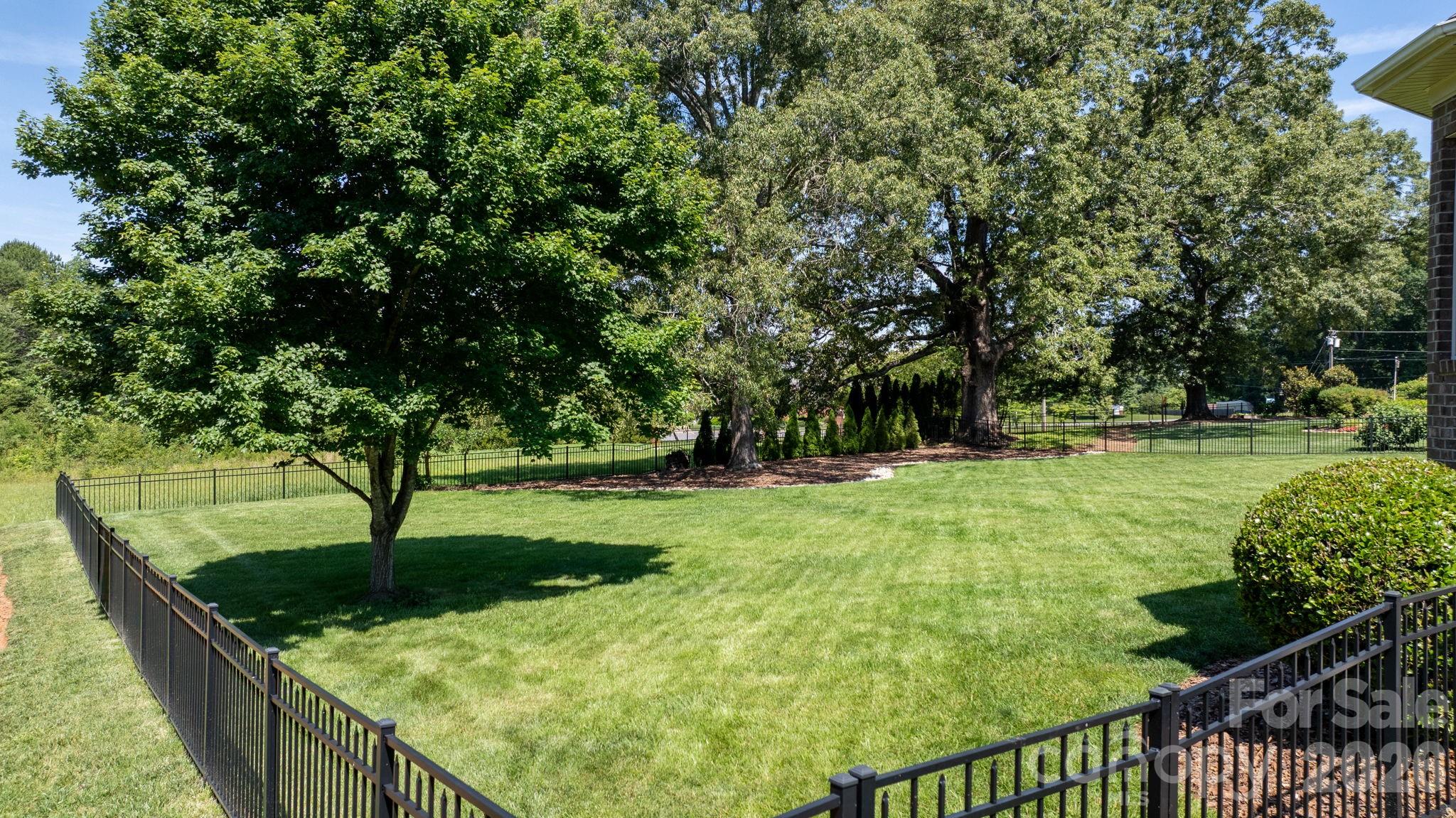 1055 Catawba Greens Drive — Newton