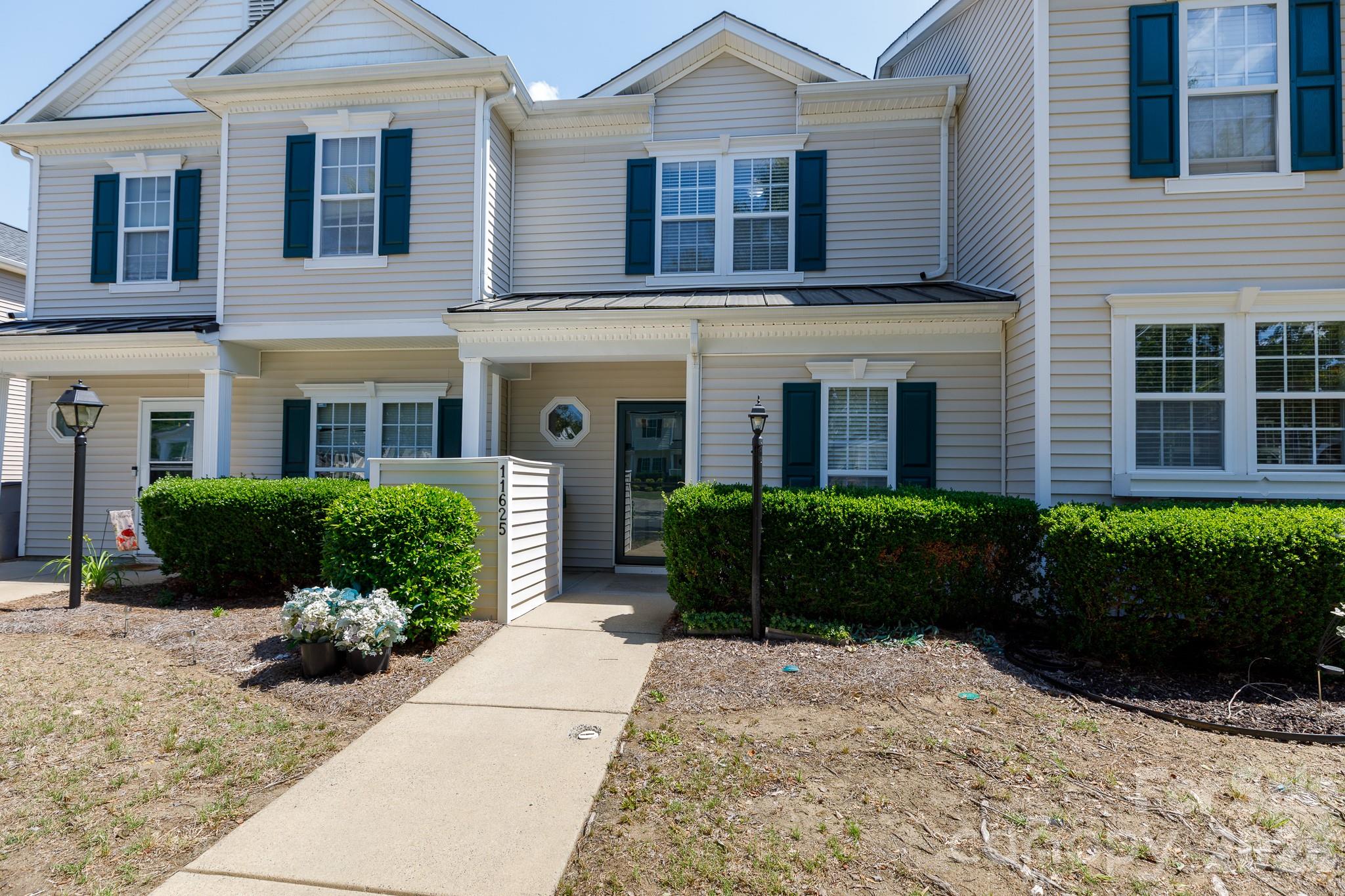 11625 Lioness Street — Charlotte