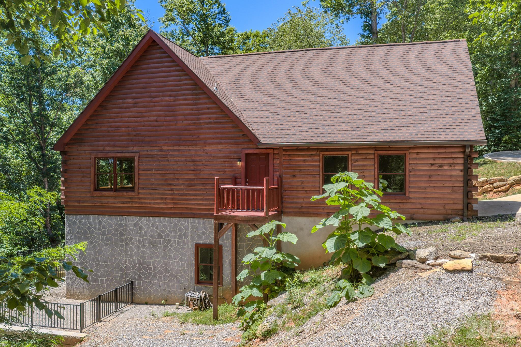 231 Blue Bird Road — Lake Lure