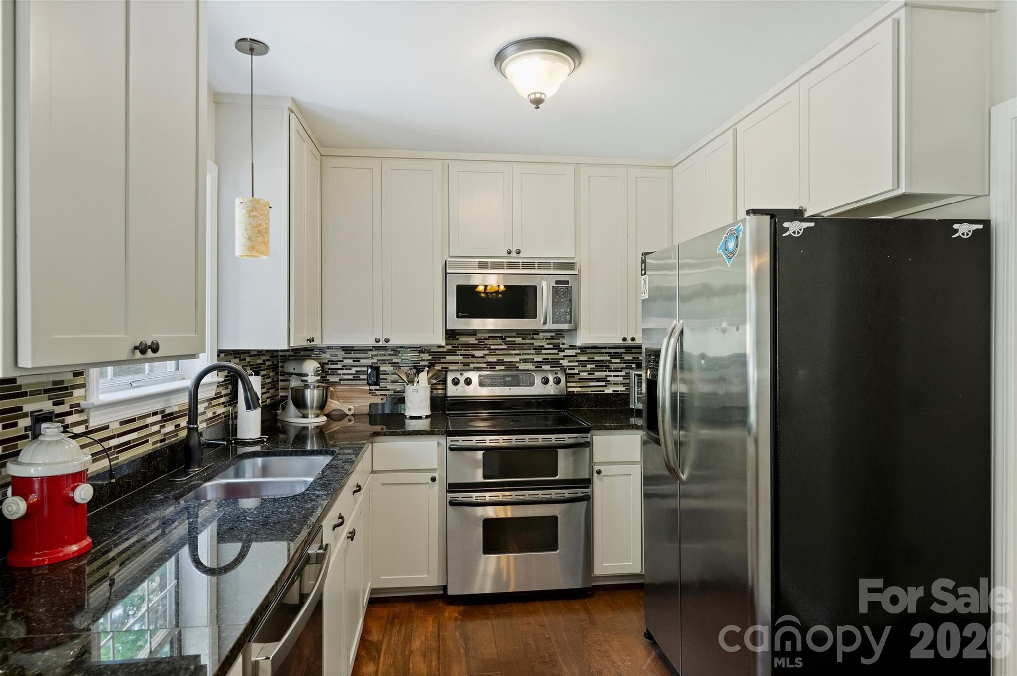 13600 Red Wine Court — Charlotte