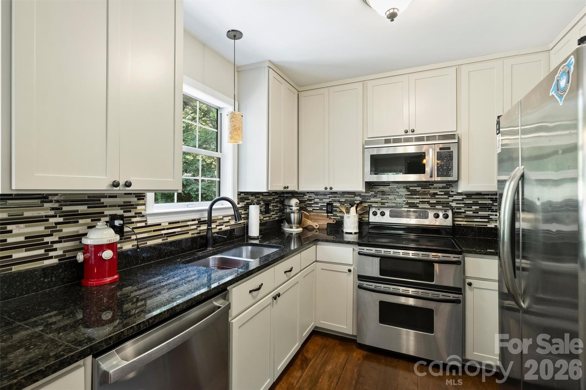 13600 Red Wine Court — Charlotte