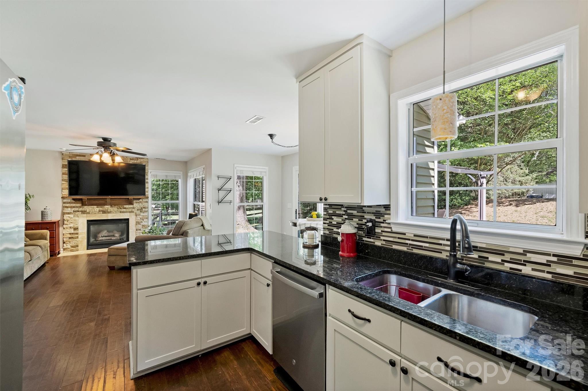 13600 Red Wine Court — Charlotte
