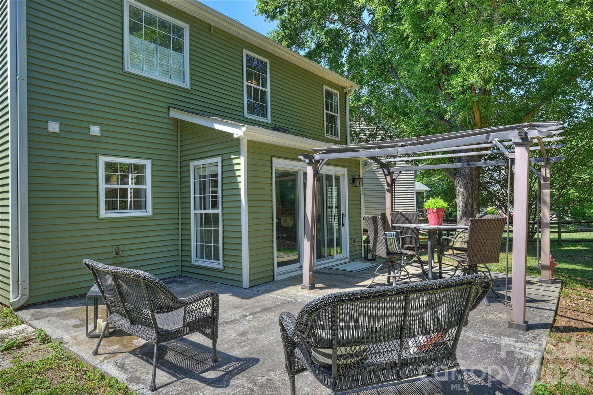13600 Red Wine Court — Charlotte