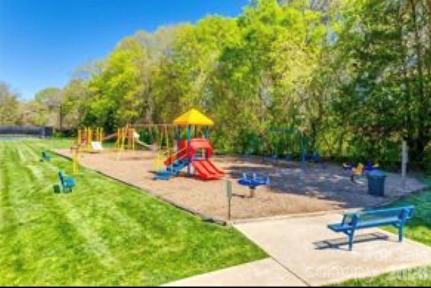 13600 Red Wine Court — Charlotte
