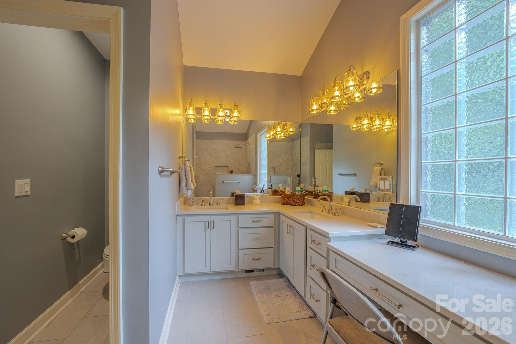 329 Mountain Crest Drive — Hendersonville