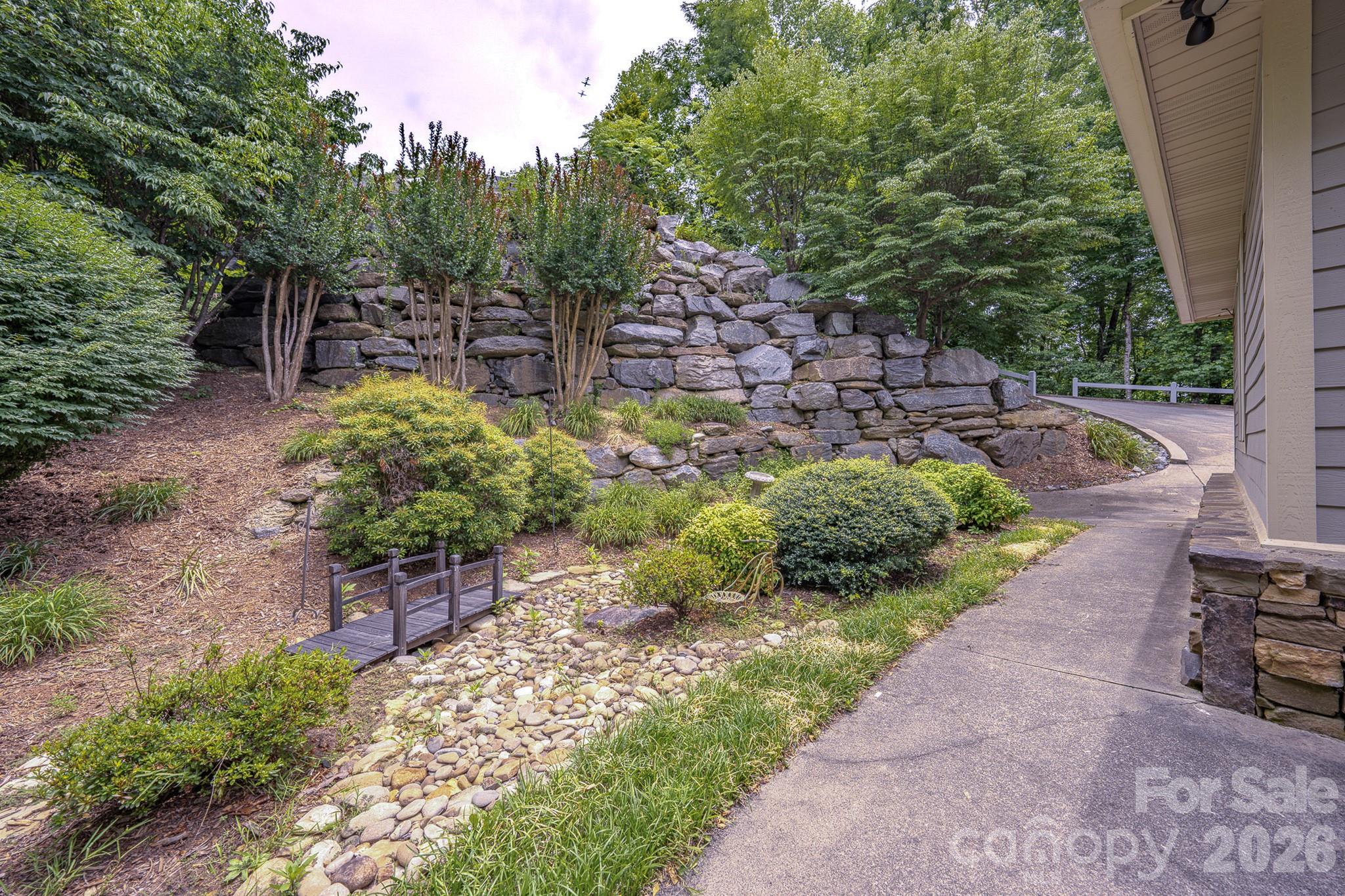 329 Mountain Crest Drive — Hendersonville