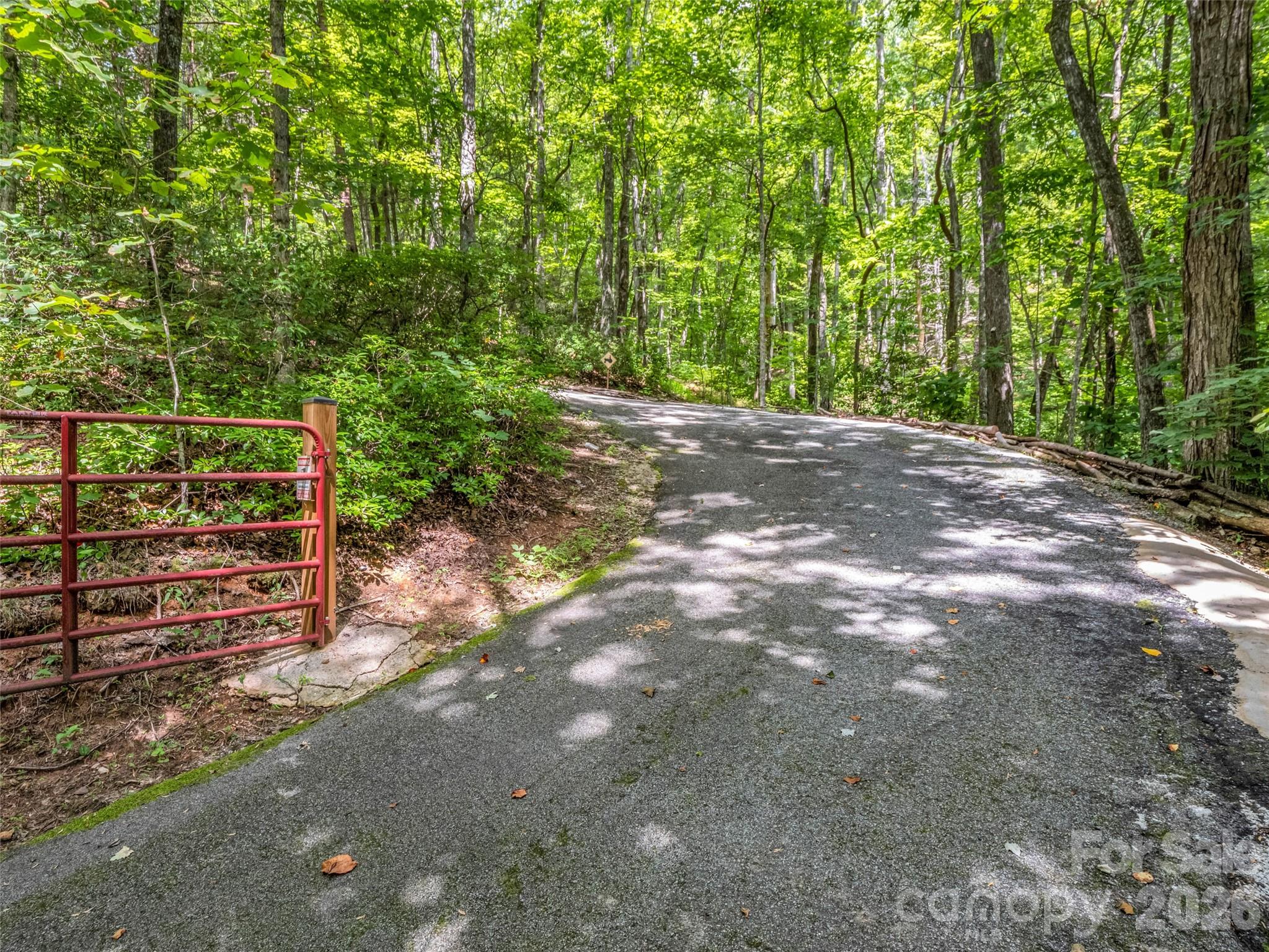 479 Camp Hill Road — Mill Spring
