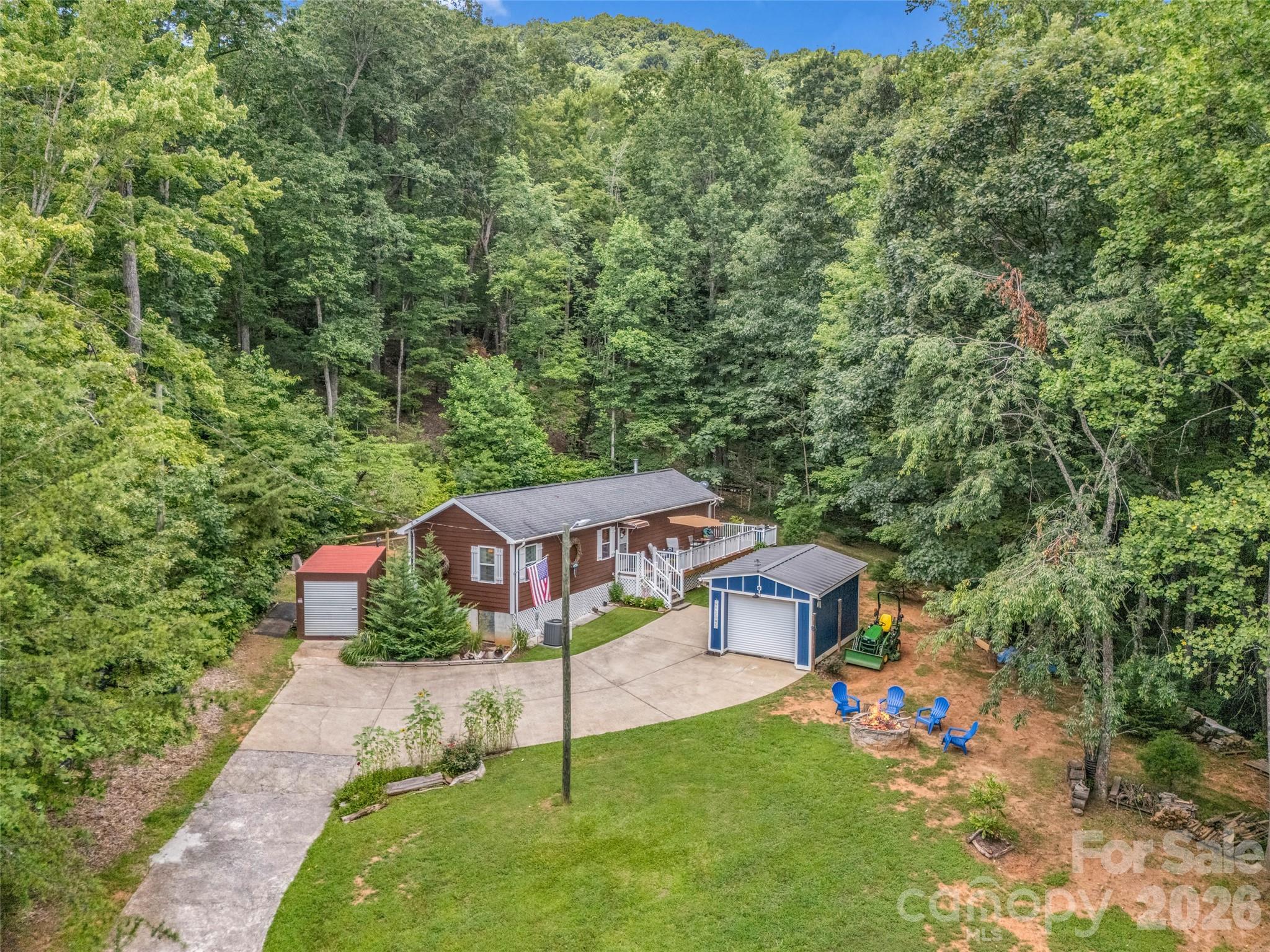 479 Camp Hill Road — Mill Spring