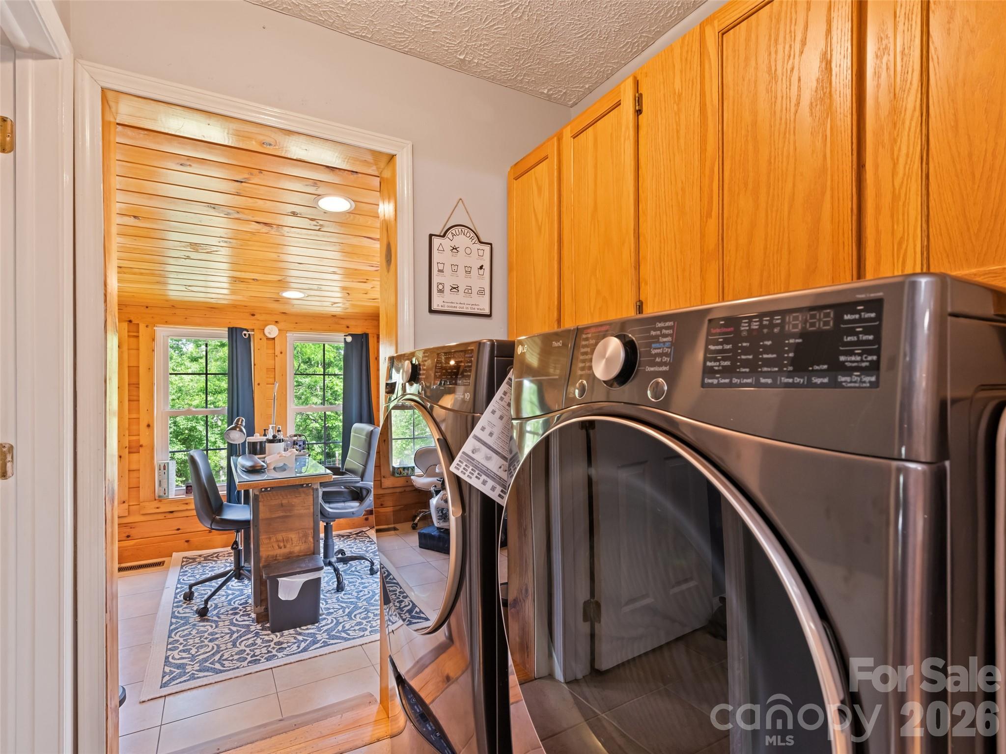 222 Thistle Ridge — Clyde