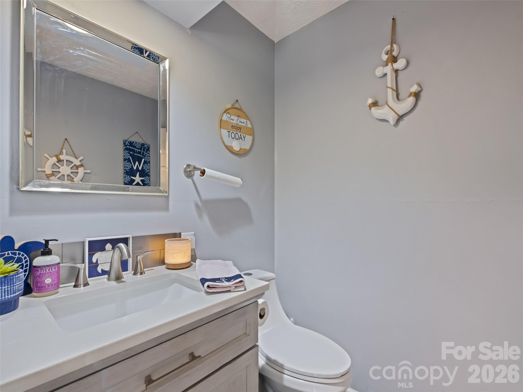 222 Thistle Ridge — Clyde