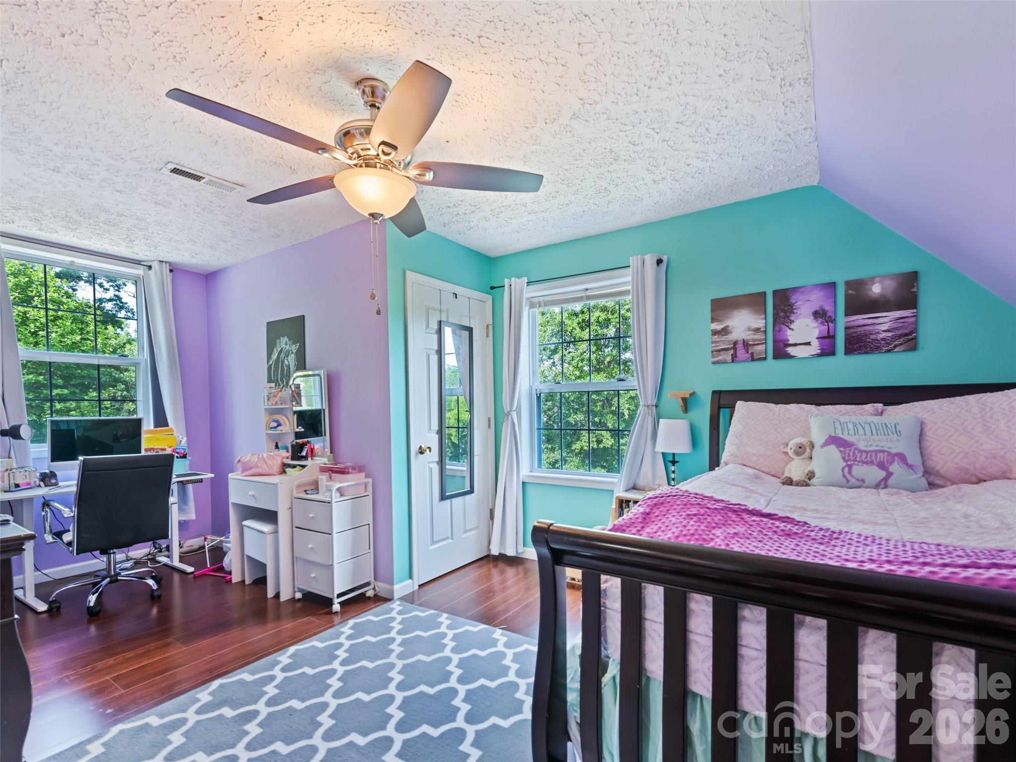 222 Thistle Ridge — Clyde