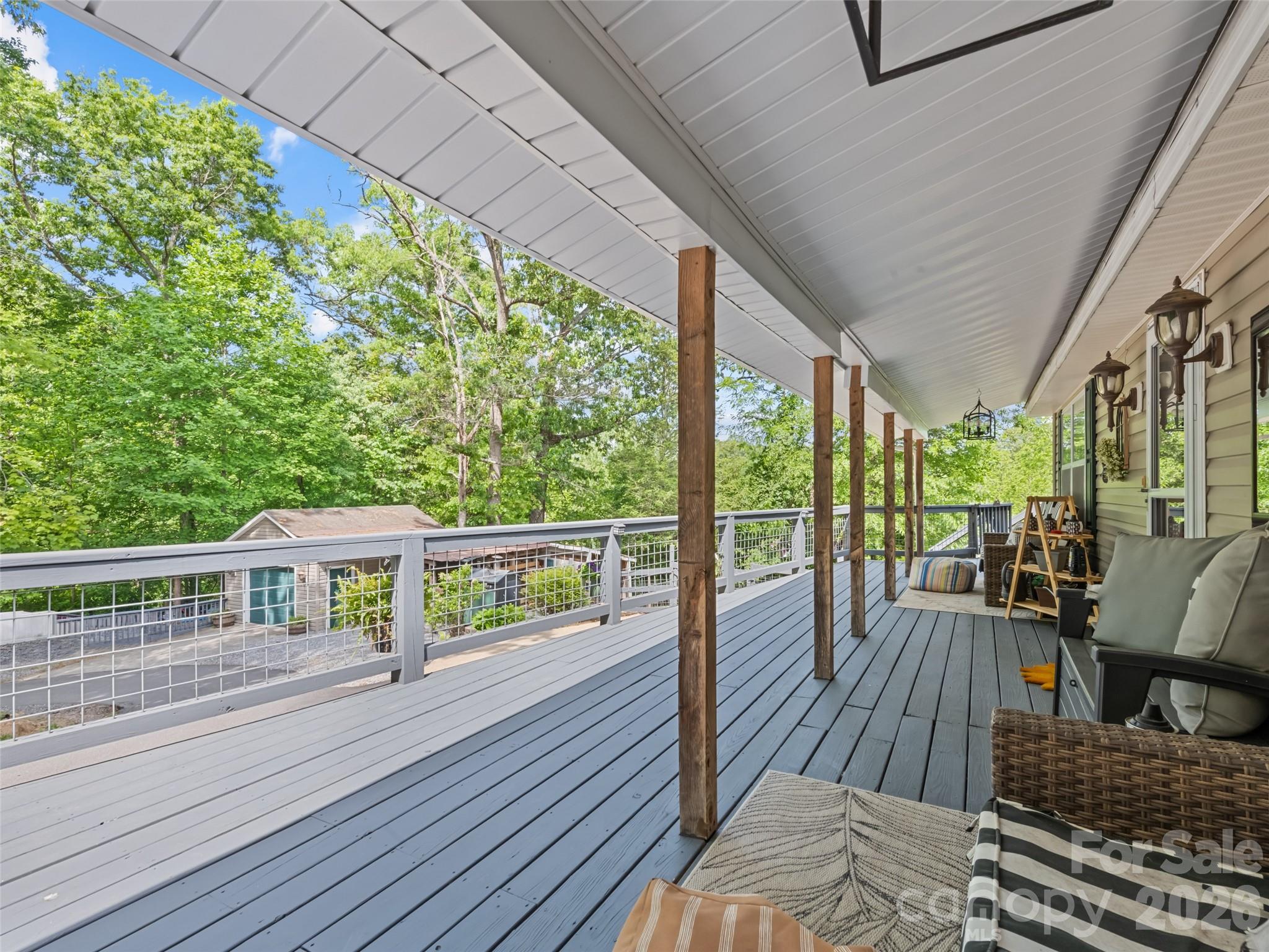 222 Thistle Ridge — Clyde