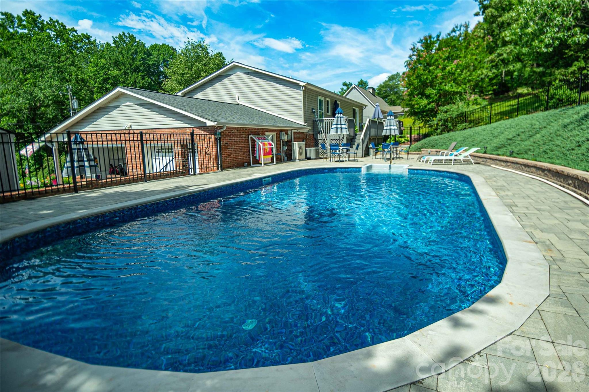 2959 Ramblewoods Drive — Valdese
