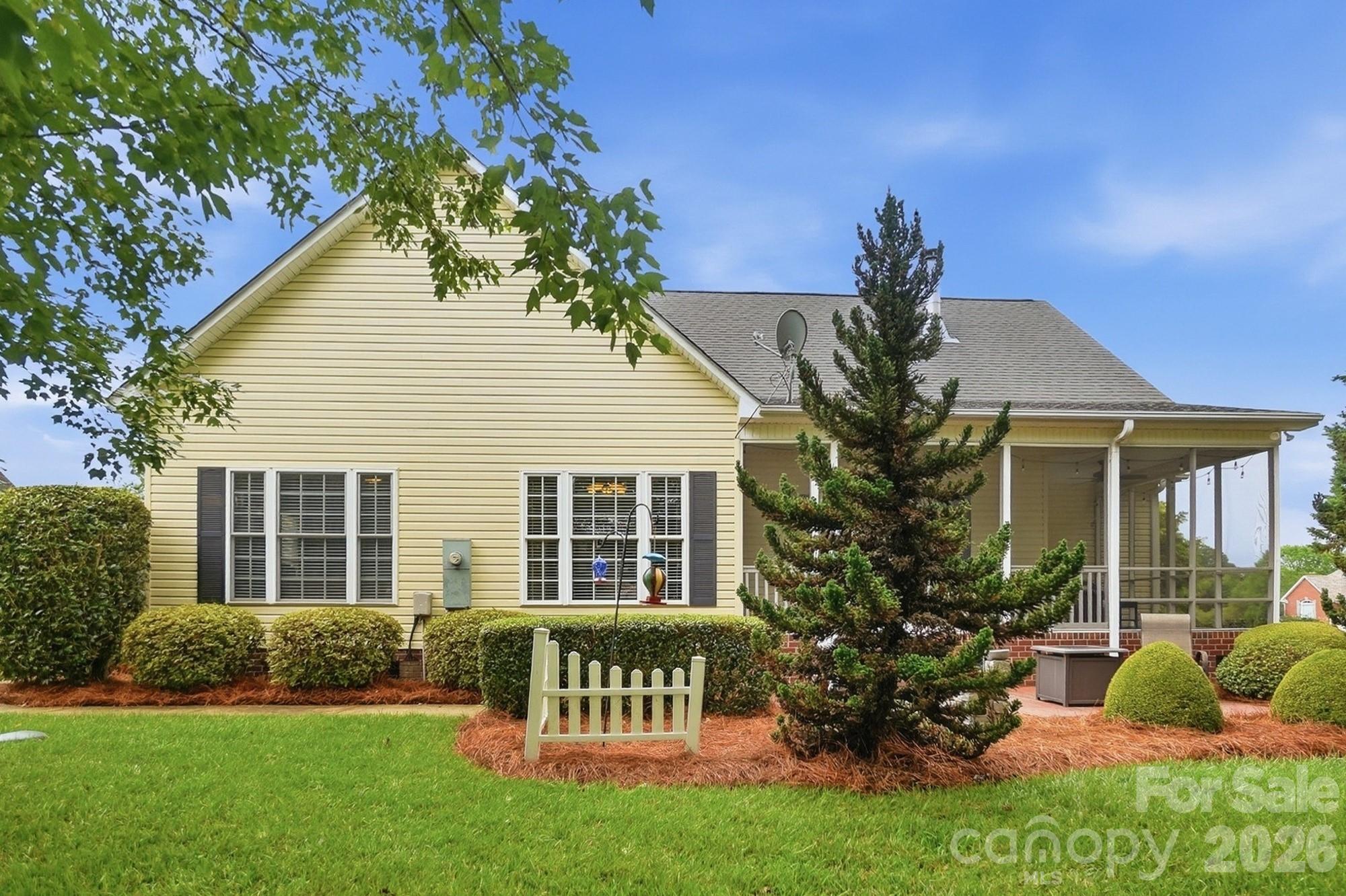 258 Glenwood Drive — Oakboro
