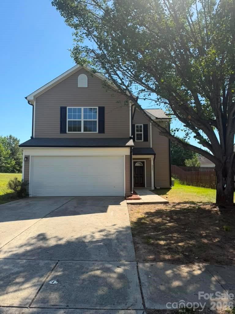 8207 Belmont Stables Drive — Charlotte