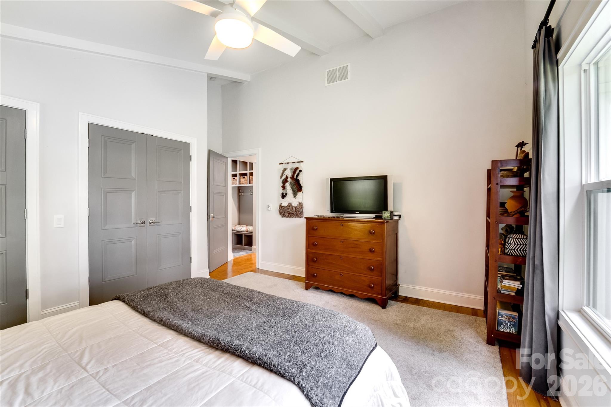 1452 S Country Club Drive — Cullowhee