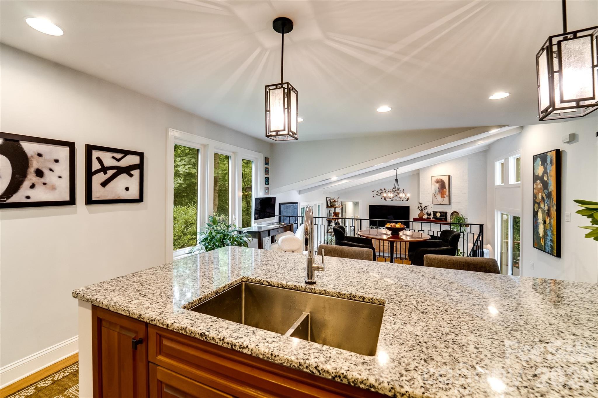 1452 S Country Club Drive — Cullowhee