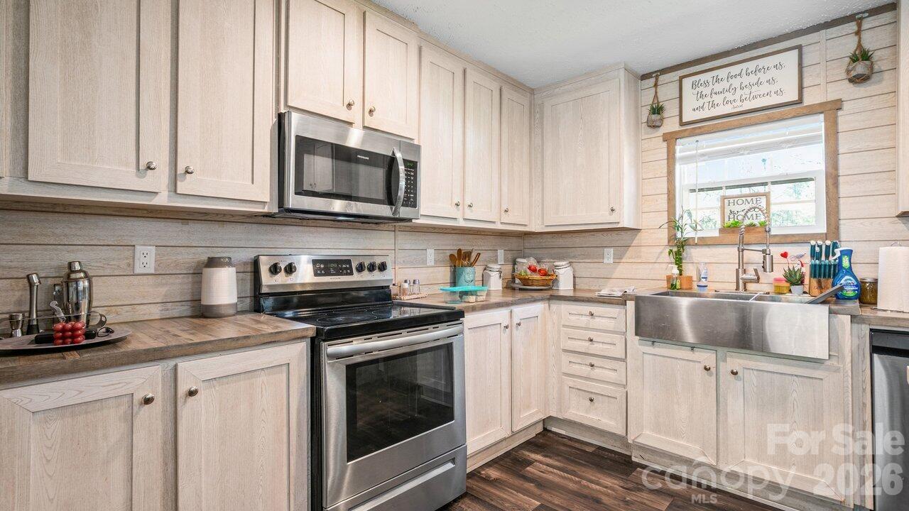4034 James Lovelace Road — Shelby