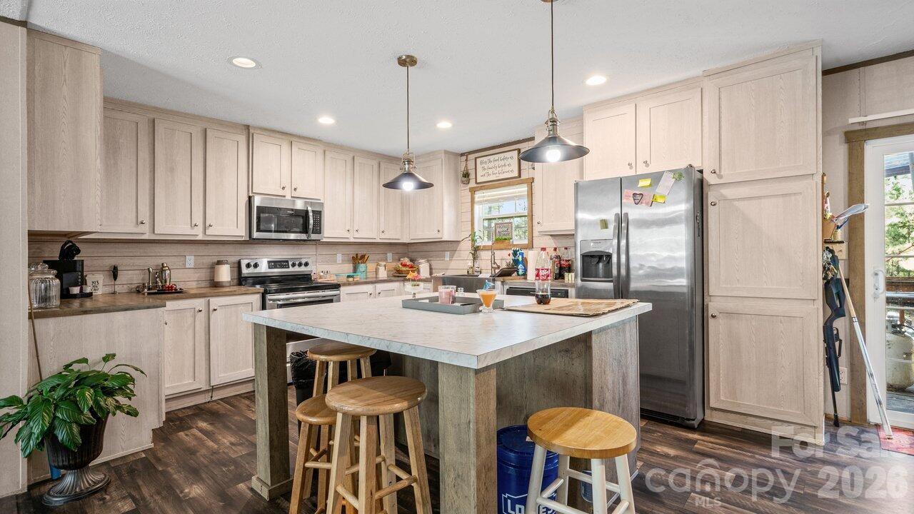4034 James Lovelace Road — Shelby