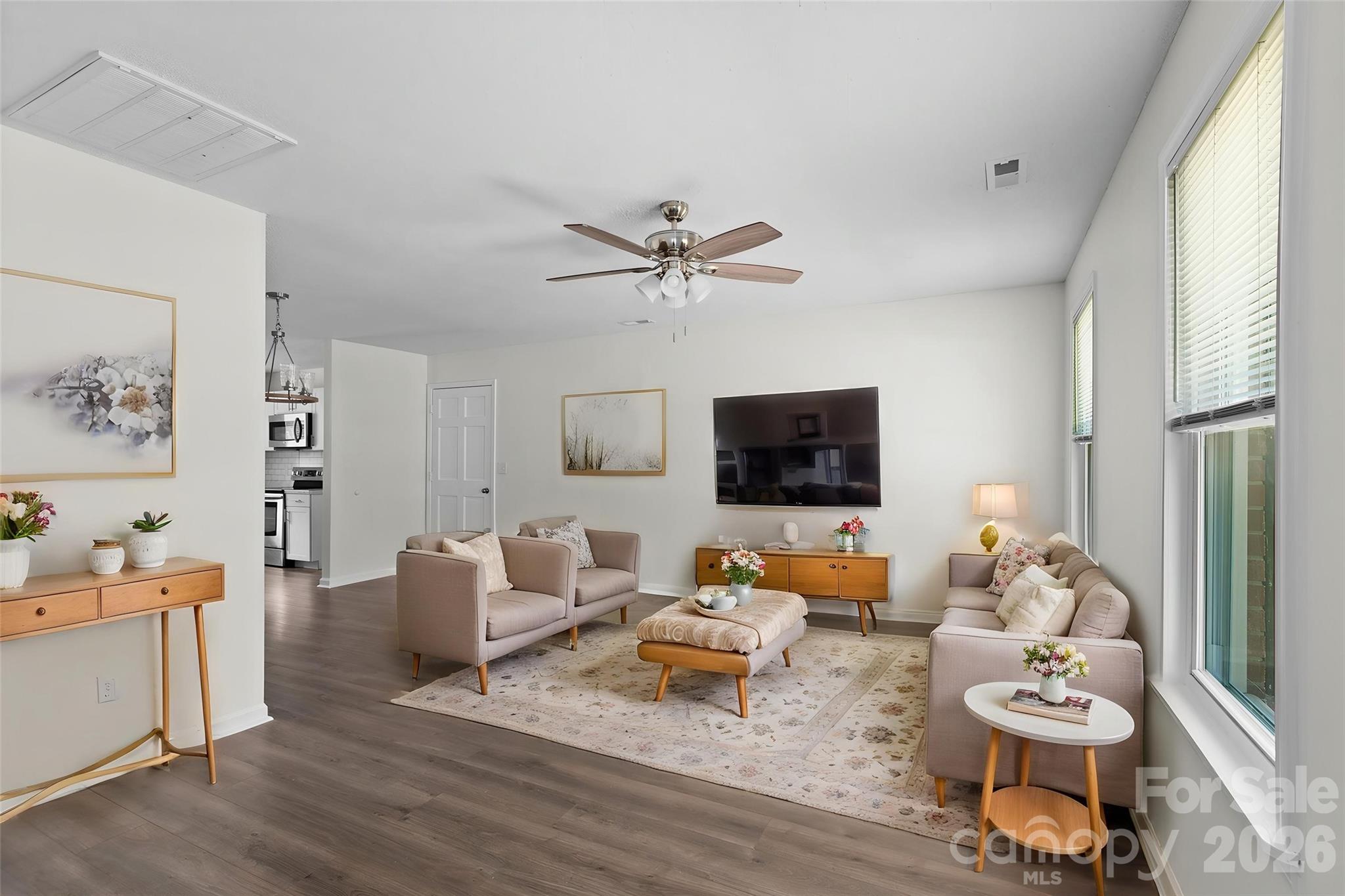 355 Weatherford Drive — King