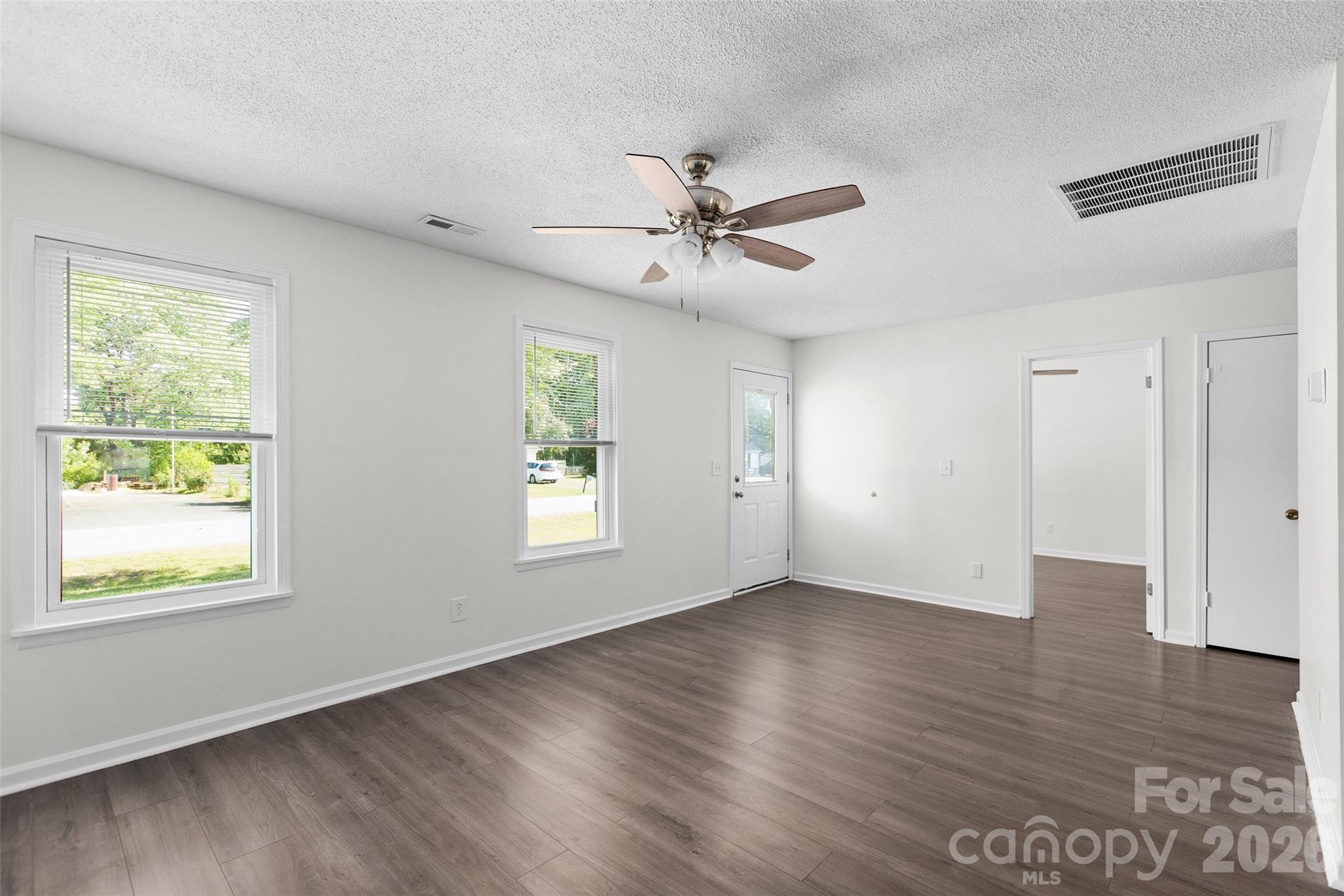 355 Weatherford Drive — King