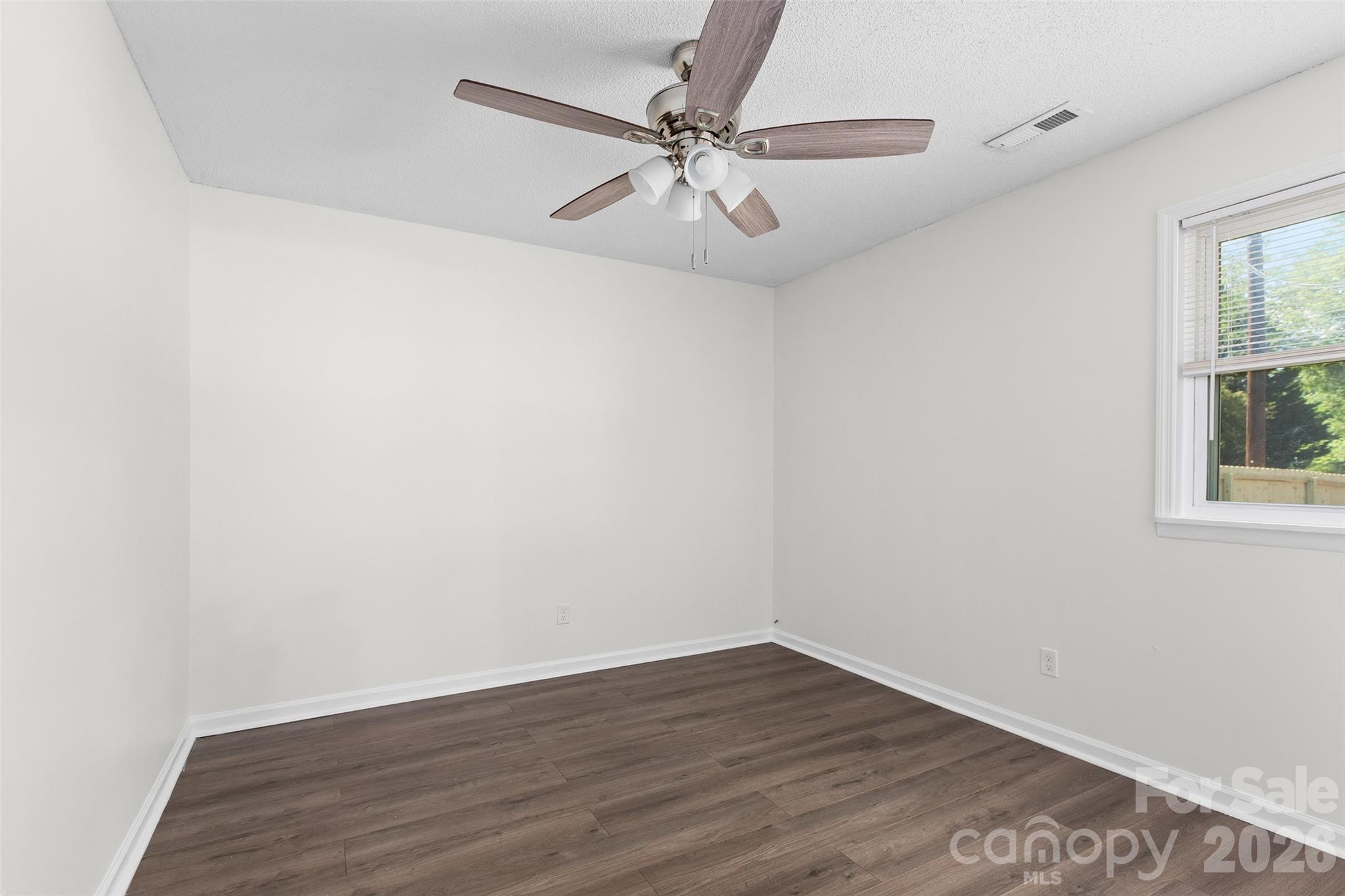 355 Weatherford Drive — King